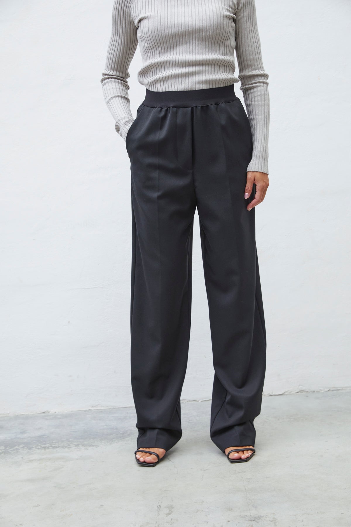 NICO81 Hose